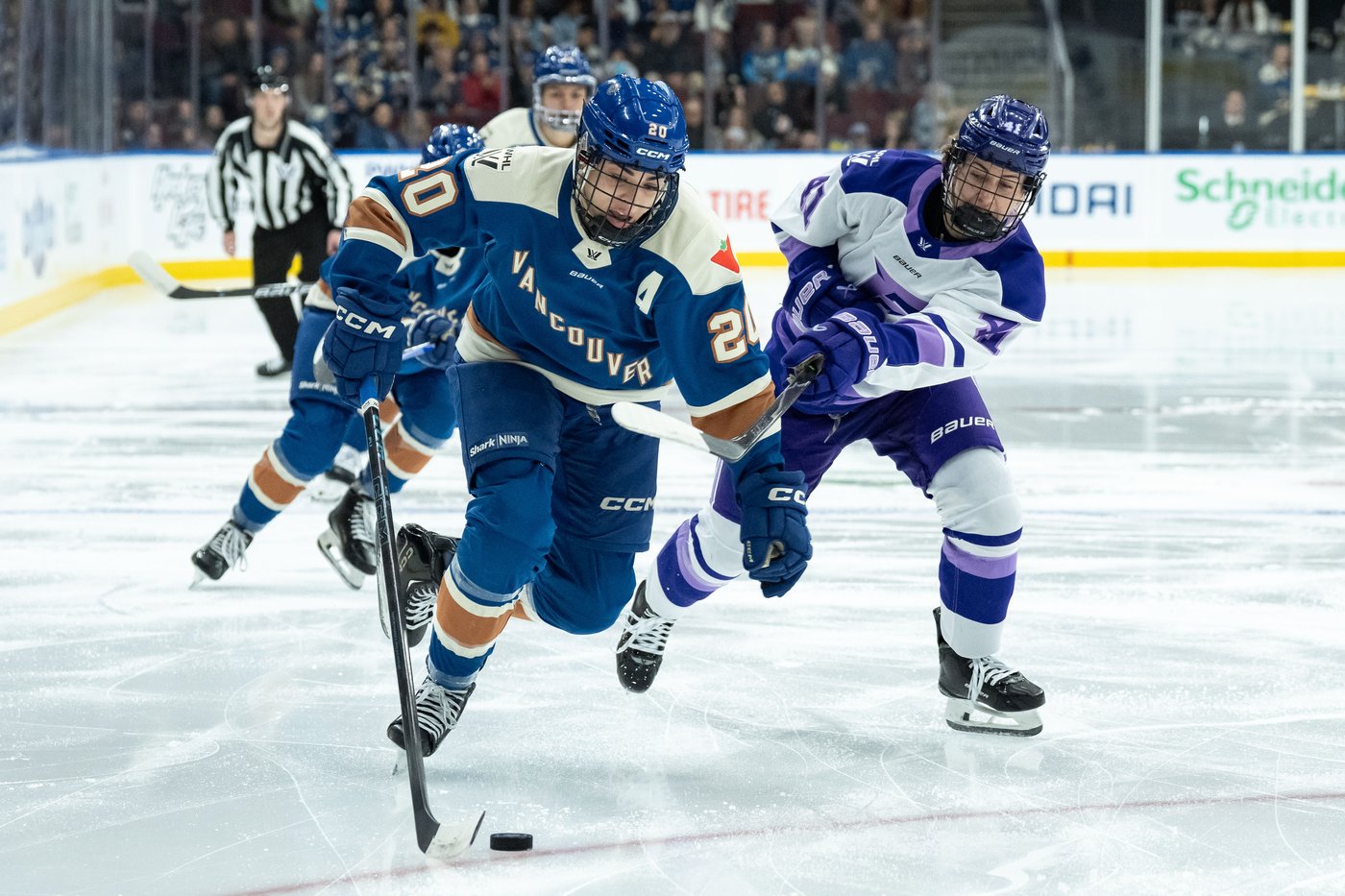 Expansion Goldeneyes grateful for PWHL's first season in Vancouver | iNFOnews.ca