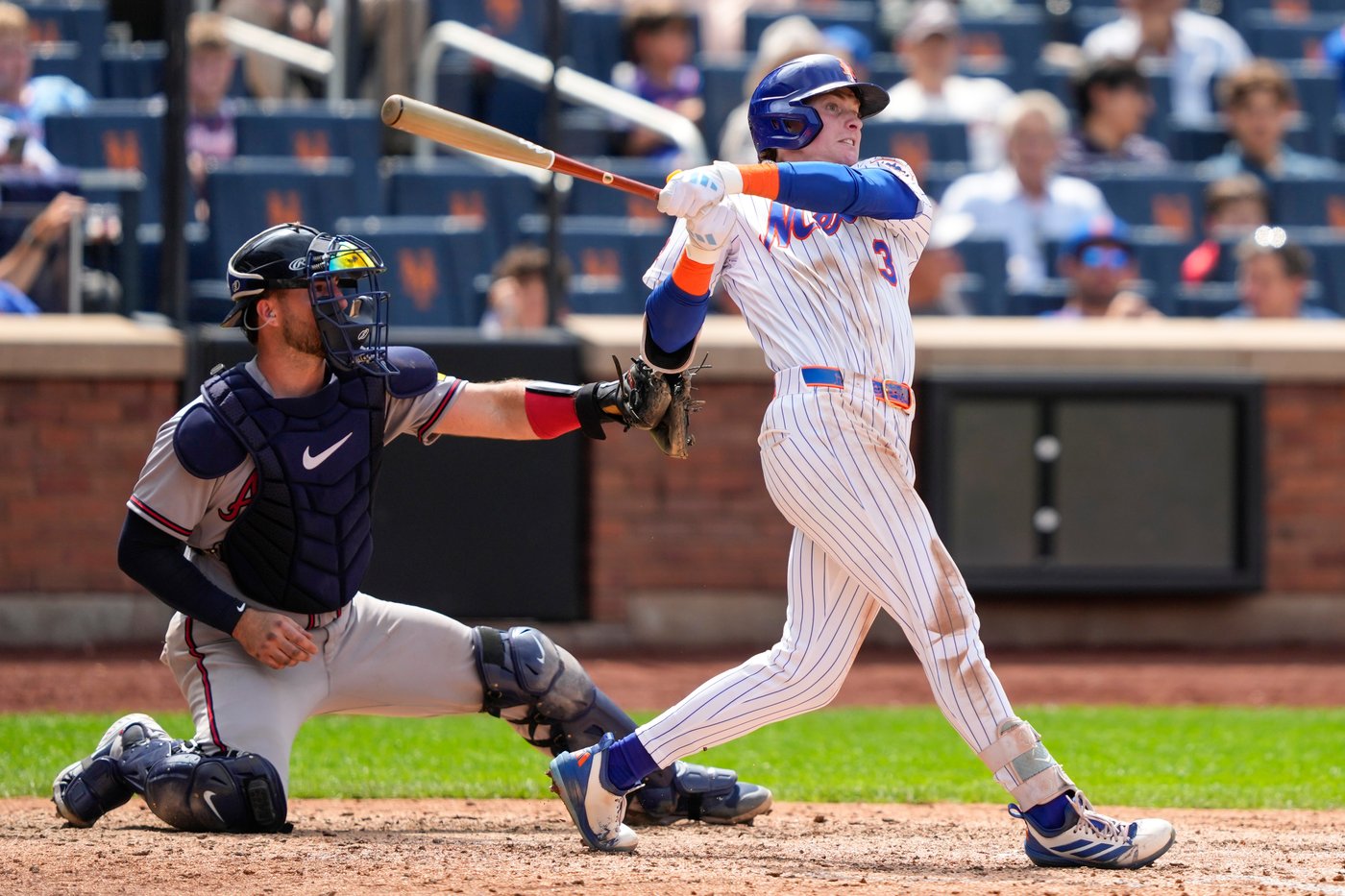 Mets rookie outfielder Carson Benge leaves game with left wrist soreness after making sliding catch | iNFOnews.ca Mets rookie outfielder Carson Benge leaves game with left wrist soreness after making sliding catch | iNFOnews.ca