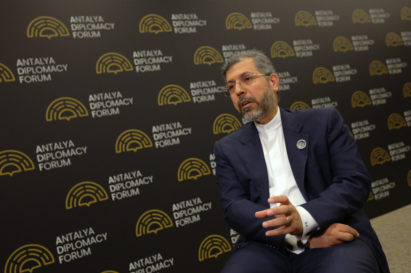 Iranian official says US 'maximalist' demands stall face-to-face talks | iNFOnews.ca