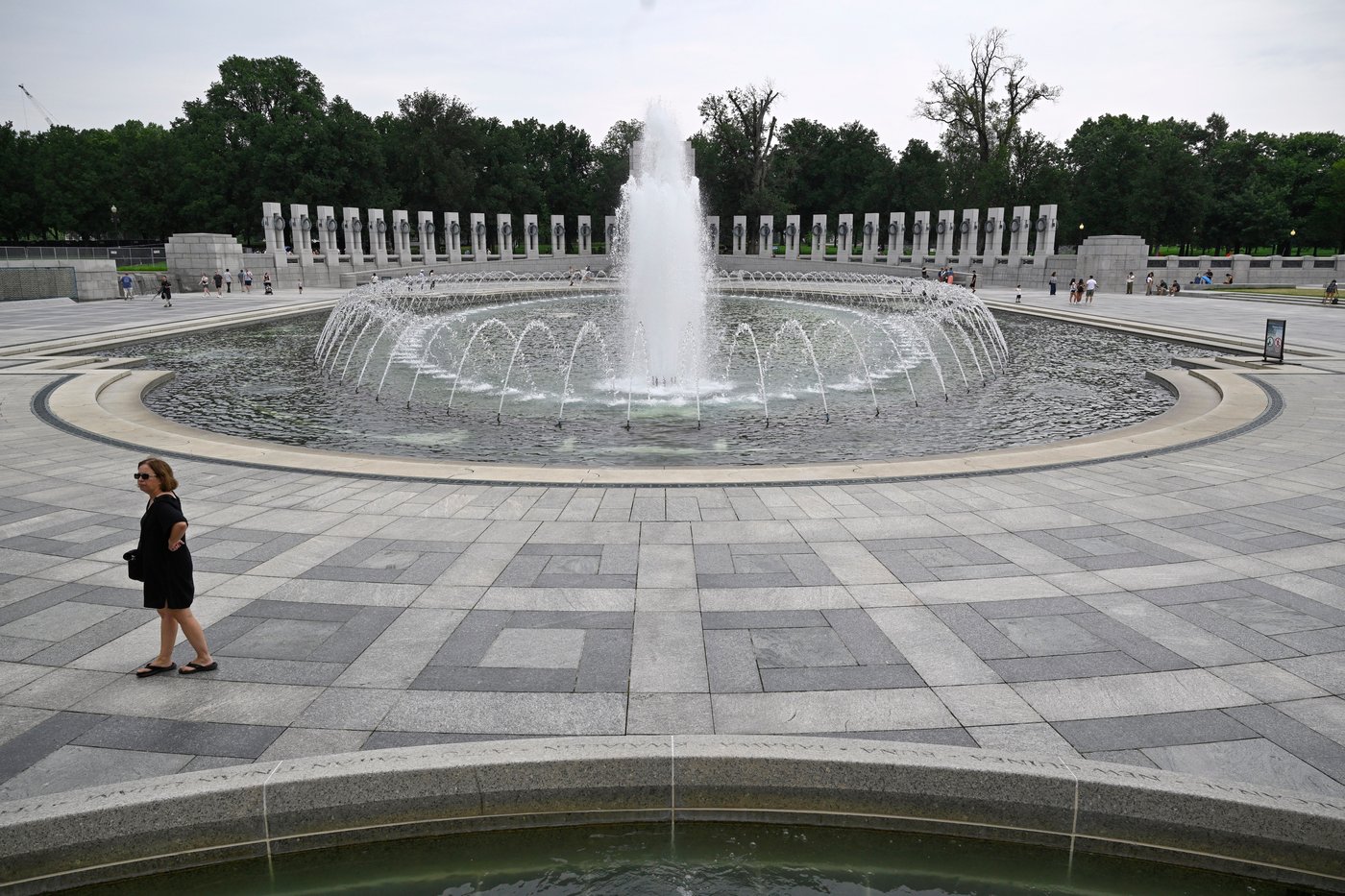 Suspect arrested in World War II Memorial vandalism in Washington | iNFOnews.ca Suspect arrested in World War II Memorial vandalism in Washington | iNFOnews.ca