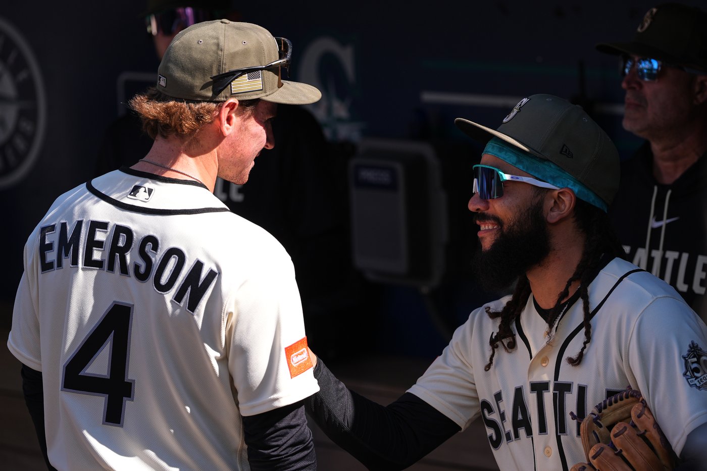 Mariners' top prospect Colt Emerson makes major league debut, place Brendan Donovan on IL | iNFOnews.ca