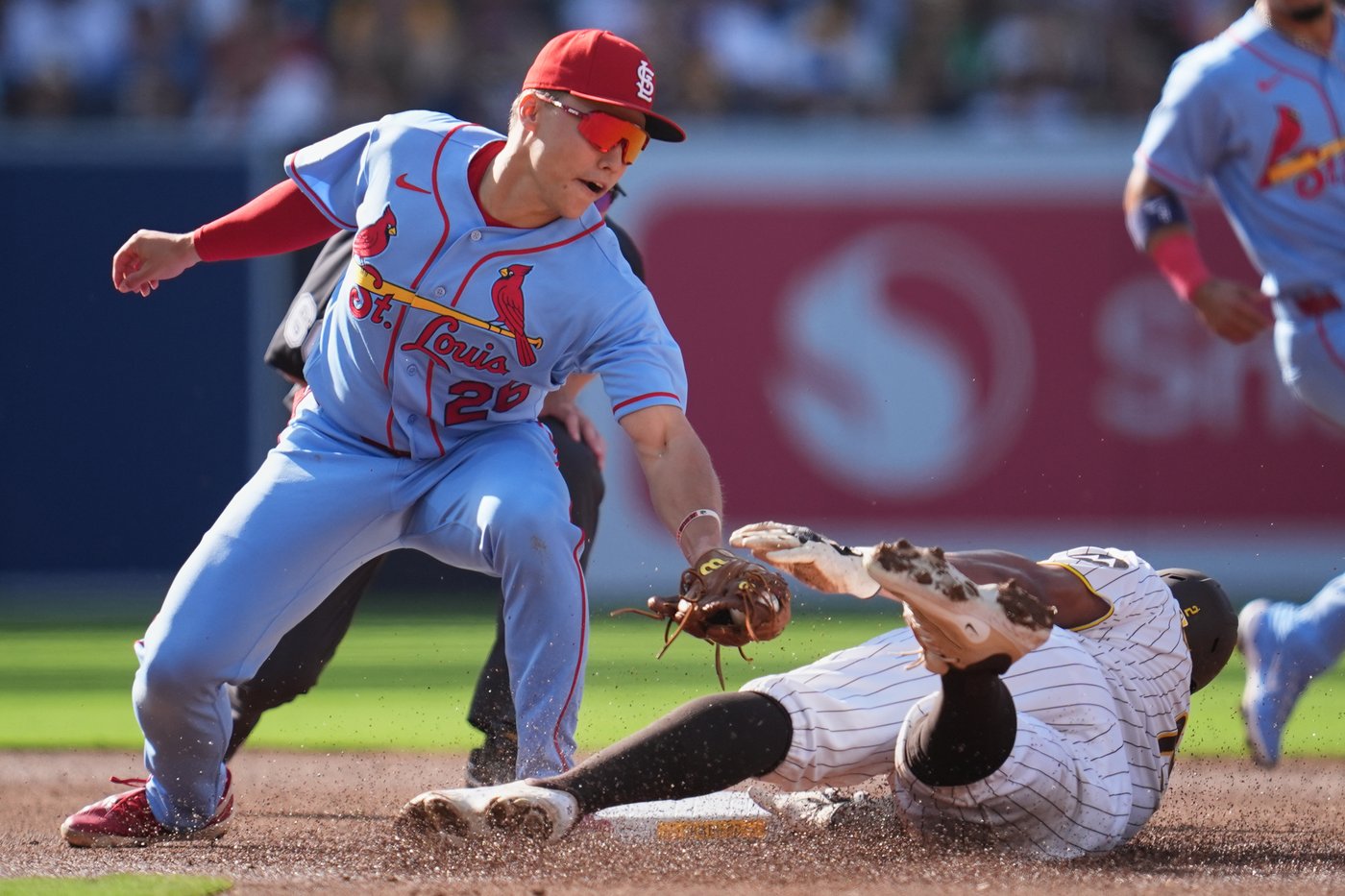 Manny Machado hits his 200th homer in a Padres uniform as San Diego beats St. Louis 4-2 | iNFOnews.ca
