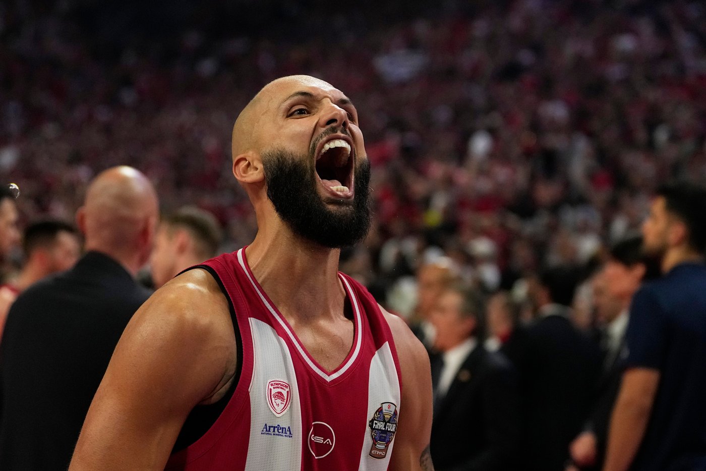 Olympiakos beats Real Madrid 92-85 to win EuroLeague title | iNFOnews.ca