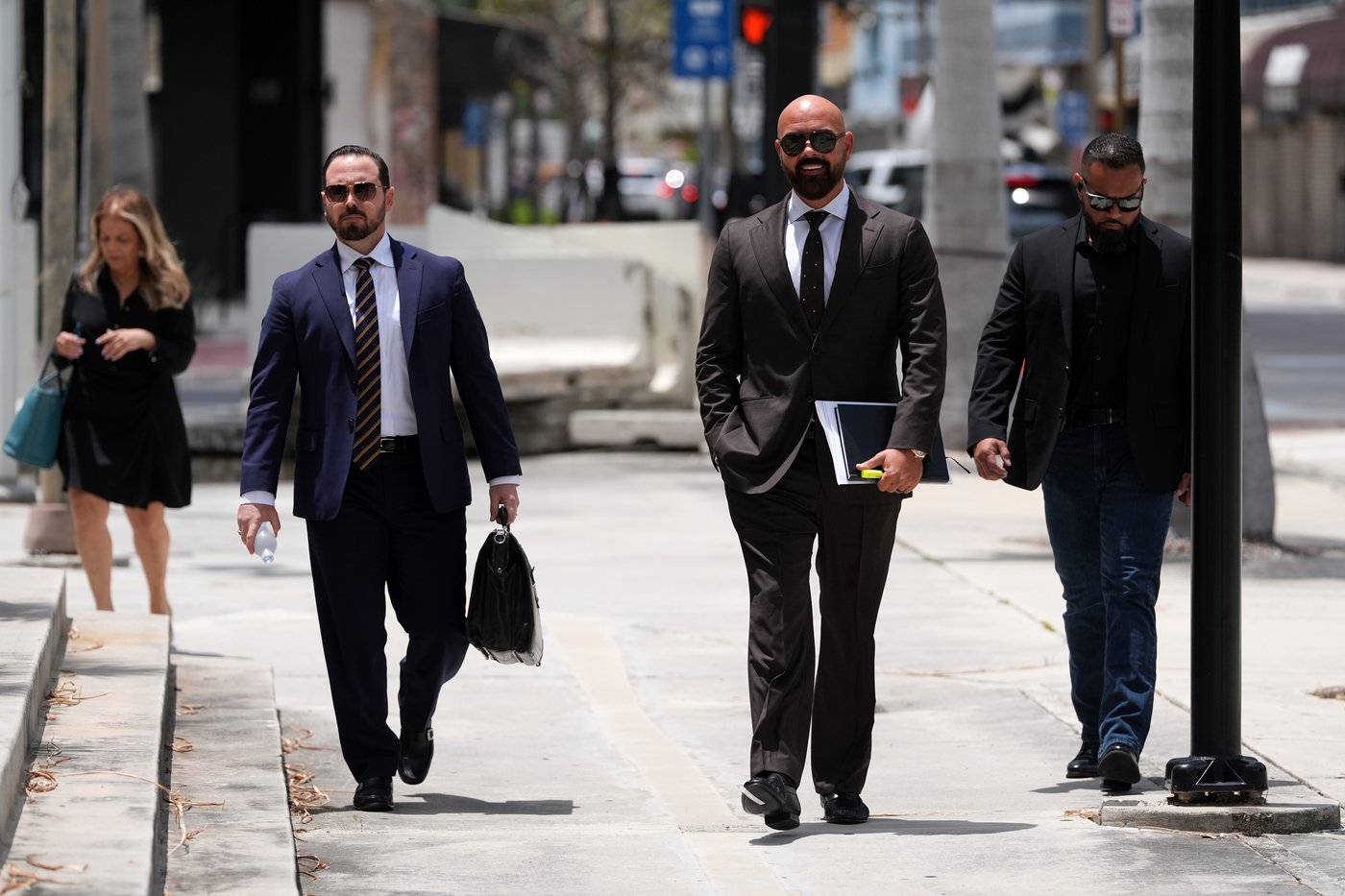 Tate brothers will remain in jail at least 2 more weeks as they fight extradition to the UK | iNFOnews.ca Tate brothers will remain in jail at least 2 more weeks as they fight extradition to the UK | iNFOnews.ca