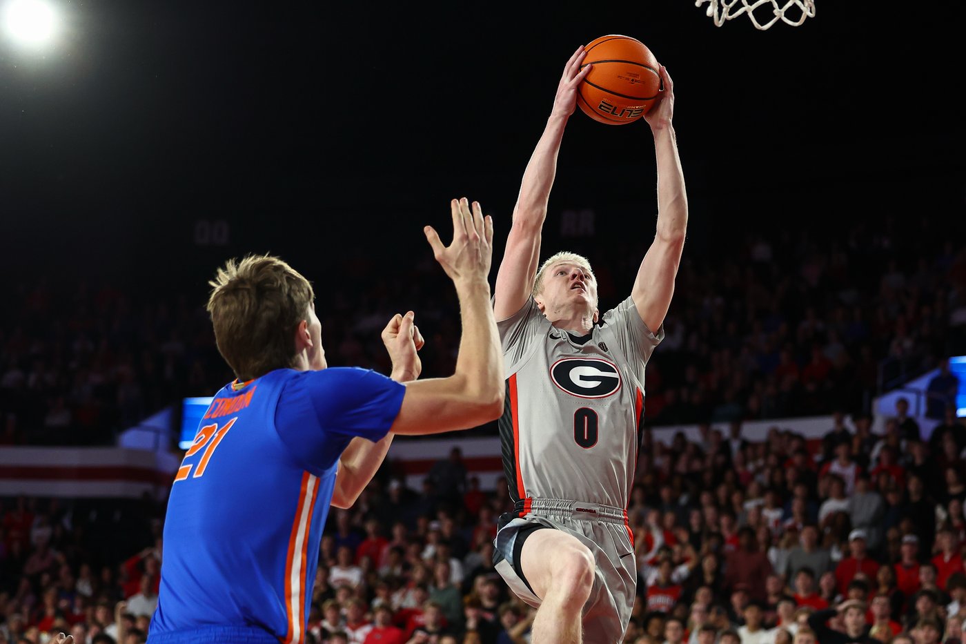 No. 14 Florida romps to another big win, beating Georgia 86-66 | iNFOnews.ca