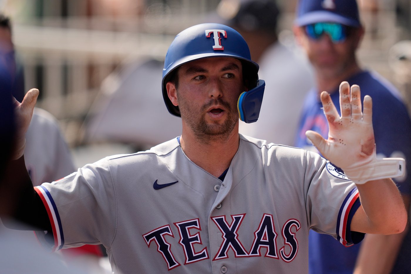 Nimmo delivers go-ahead, 2-run single in 6th inning and drives in 3 as Rangers edge Braves 7-6 | iNFOnews.ca