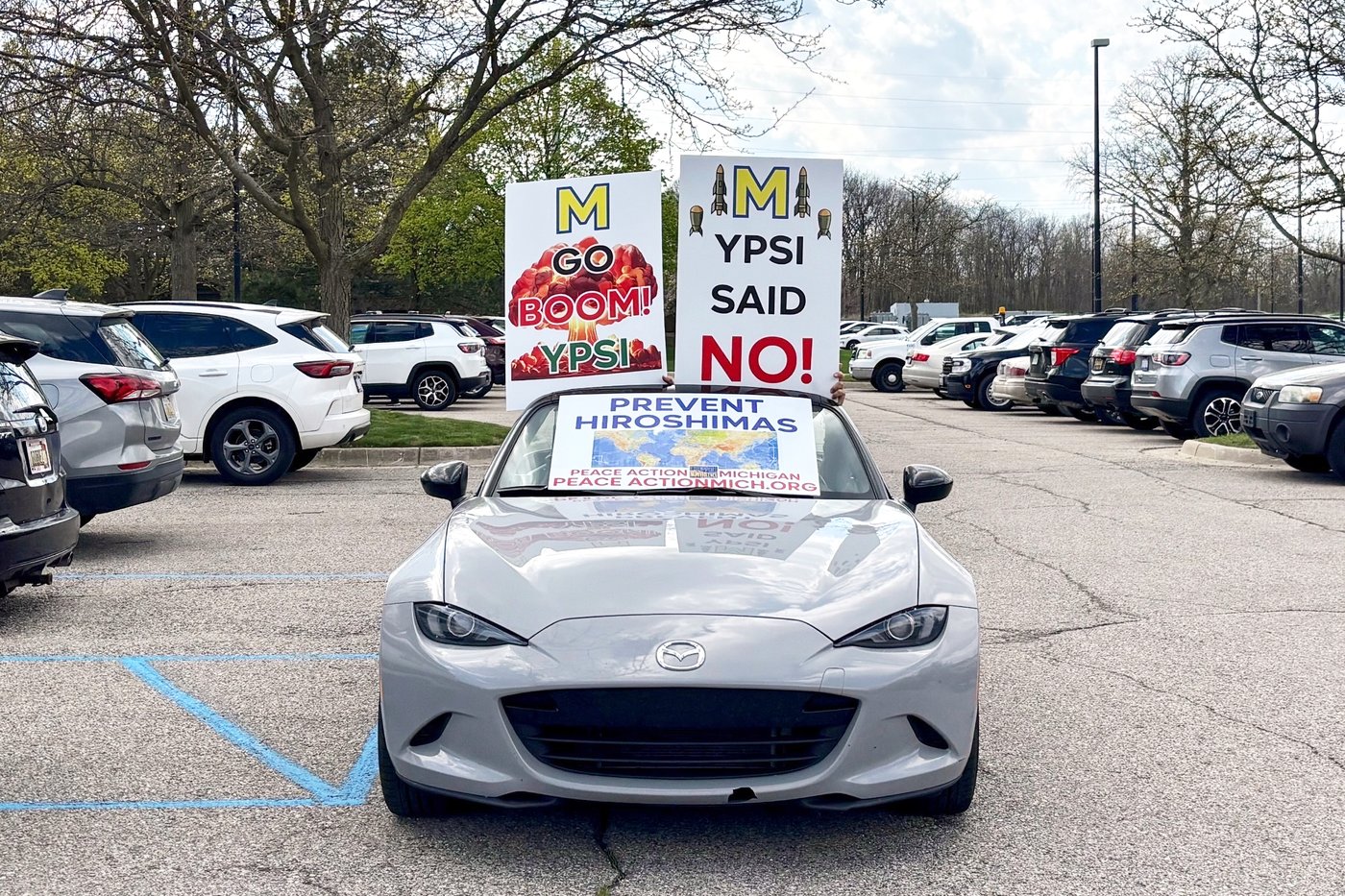 Michigan utility OKs 12-month ban on supplying water for data centers | iNFOnews.ca