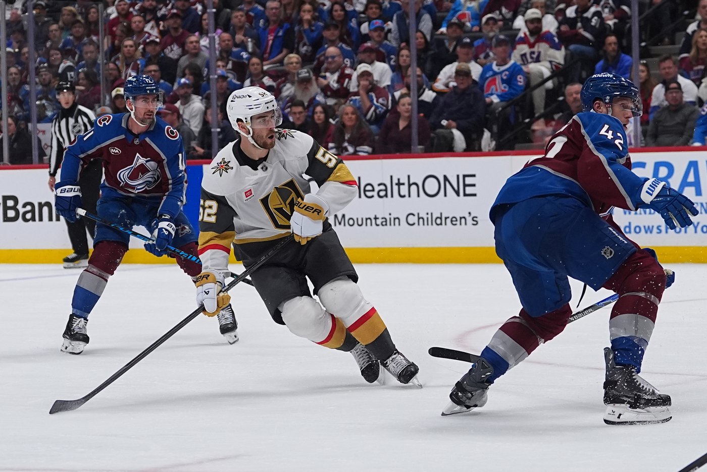An unlikely hero breaks through as the Golden Knights beat the Avalanche 4-2 in Game 1 | iNFOnews.ca An unlikely hero breaks through as the Golden Knights beat the Avalanche 4-2 in Game 1 | iNFOnews.ca