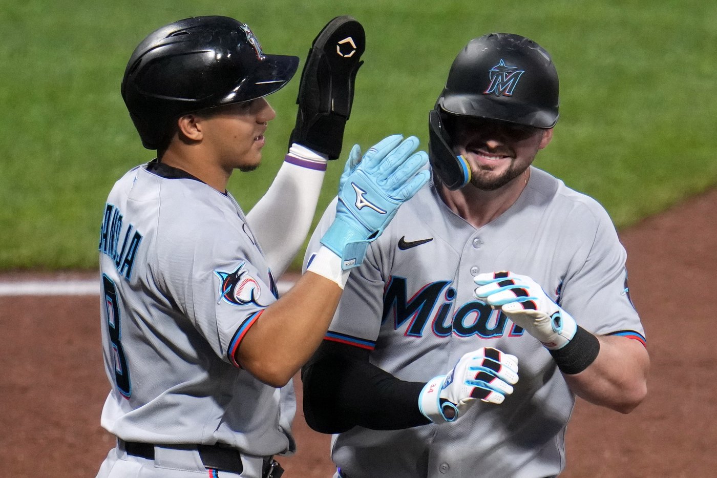 Marlins beat the Pirates 8-3 for their 6th straight victory | iNFOnews.ca Marlins beat the Pirates 8-3 for their 6th straight victory | iNFOnews.ca