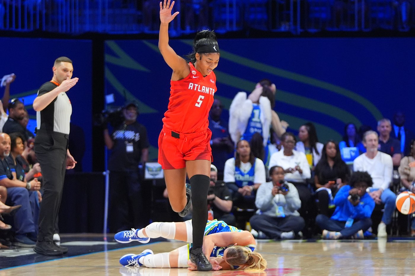 Allisha Gray scores 26, Angel Reese gets another double-double, and the Dream beat the Wings 77-72 | iNFOnews.ca