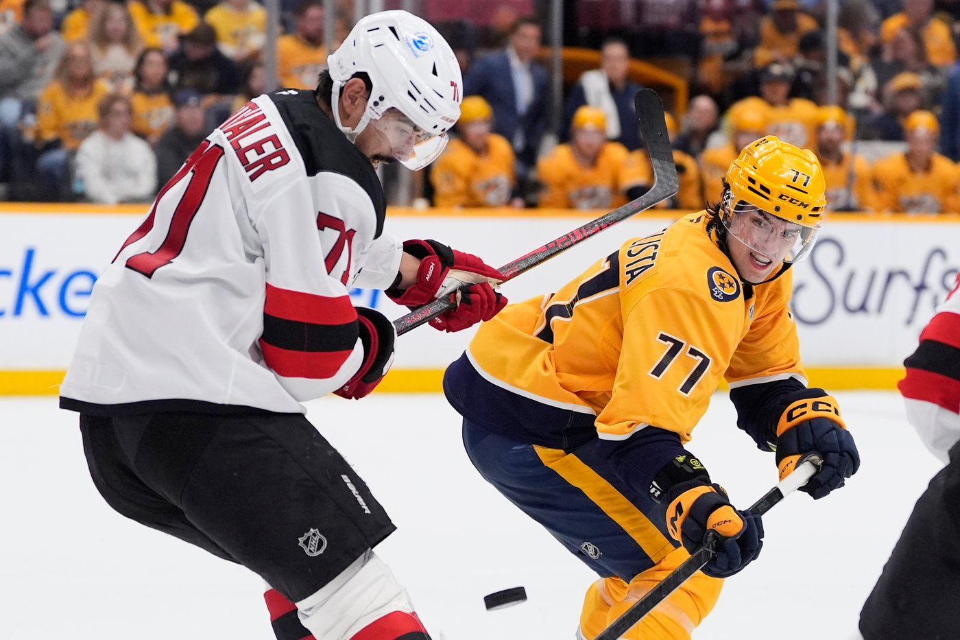 Hischier scores twice as Devils down Predators 4-2 | iNFOnews.ca Hischier scores twice as Devils down Predators 4-2 | iNFOnews.ca