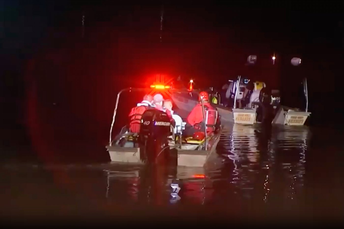 10-year-old boy drowns in New Jersey river, sister lives, and another child is missing | iNFOnews.ca