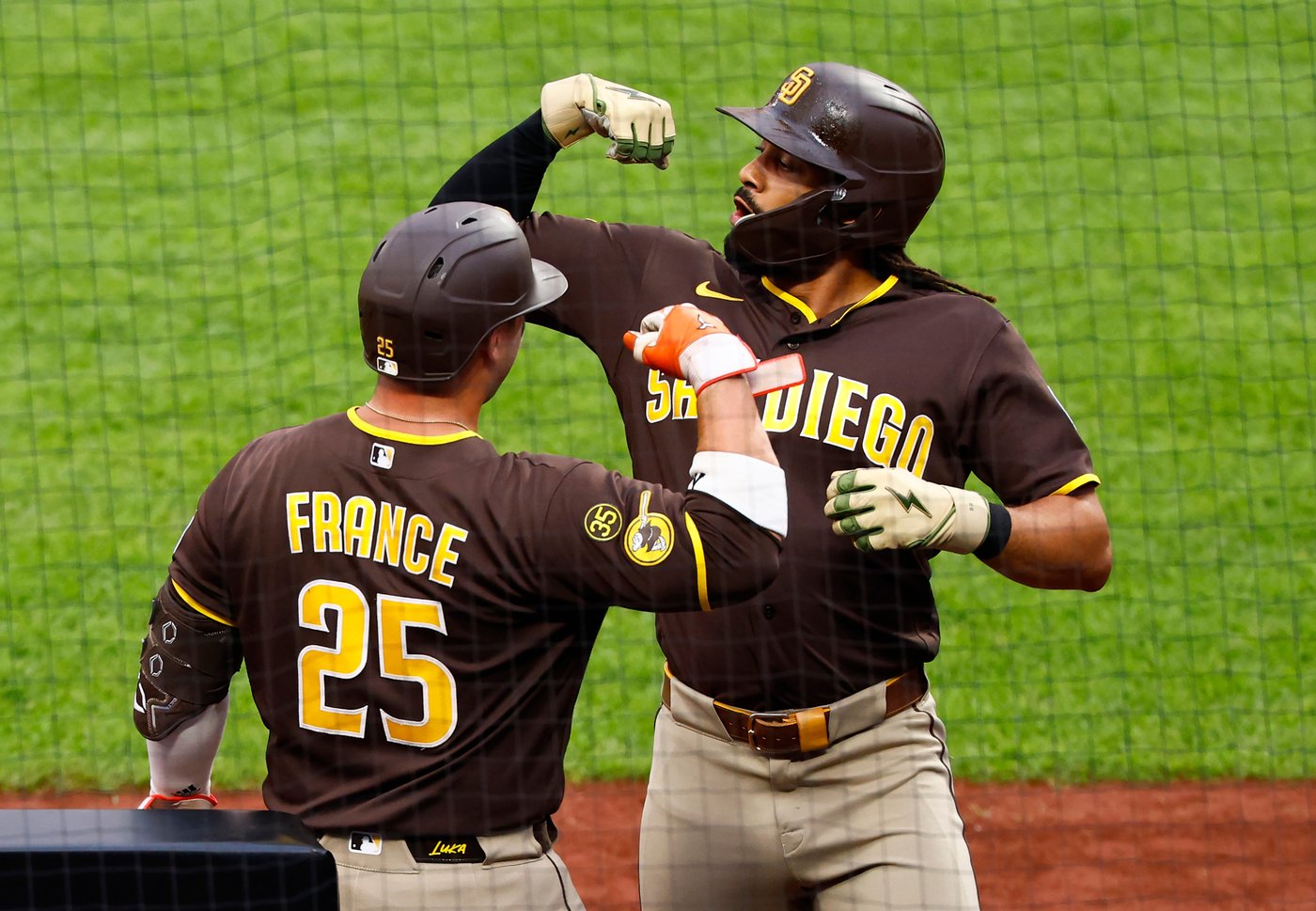 Fernando Tatis Jr. robs a grand slam and hits 2 homers in Padres' 5-2 win over Mets | iNFOnews.ca Fernando Tatis Jr. robs a grand slam and hits 2 homers in Padres' 5-2 win over Mets | iNFOnews.ca