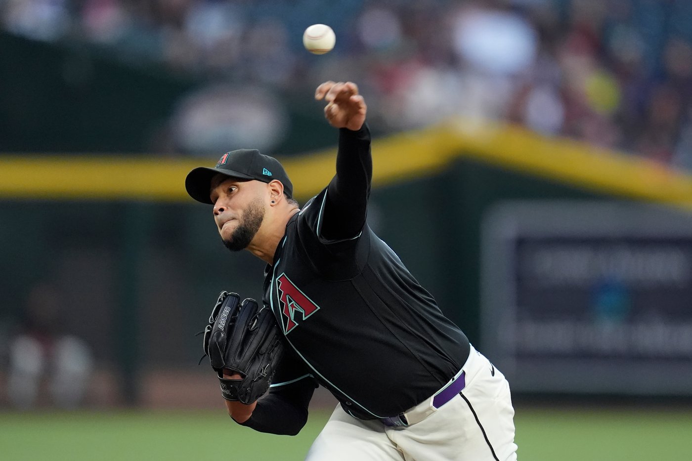 Ildemaro Vargas has 2 HRs and 5 RBIs, leads Diamondbacks past White Sox in 11-7 slugfest | iNFOnews.ca