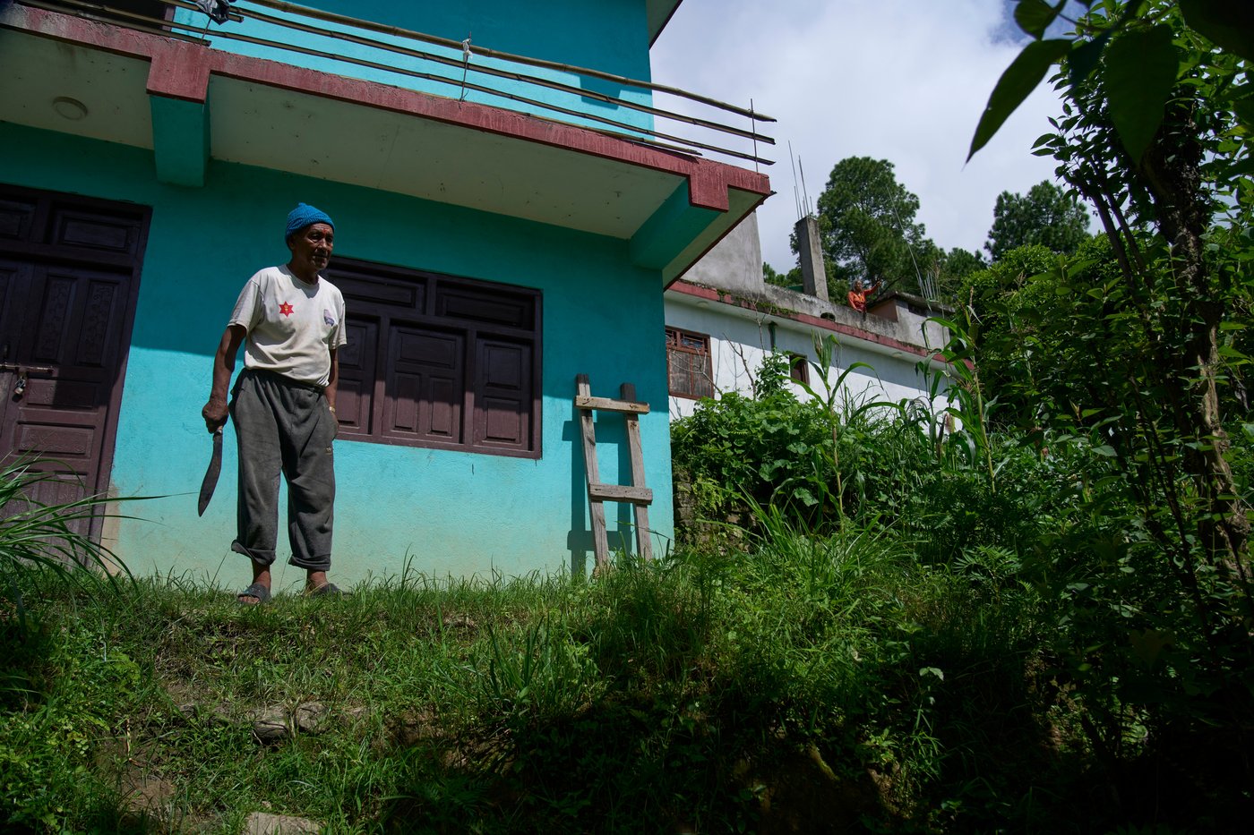 PHOTO ESSAY: Crop-raiding monkeys threaten Nepal's farming communities | iNFOnews.ca