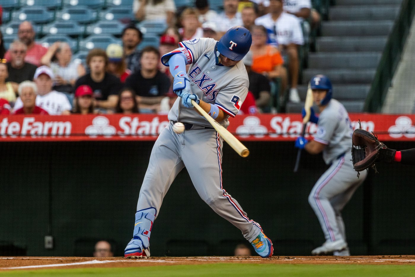 Zach Neto keys early rally, Angels snap 3-game skid with 3-2 win over Rangers | iNFOnews.ca Zach Neto keys early rally, Angels snap 3-game skid with 3-2 win over Rangers | iNFOnews.ca