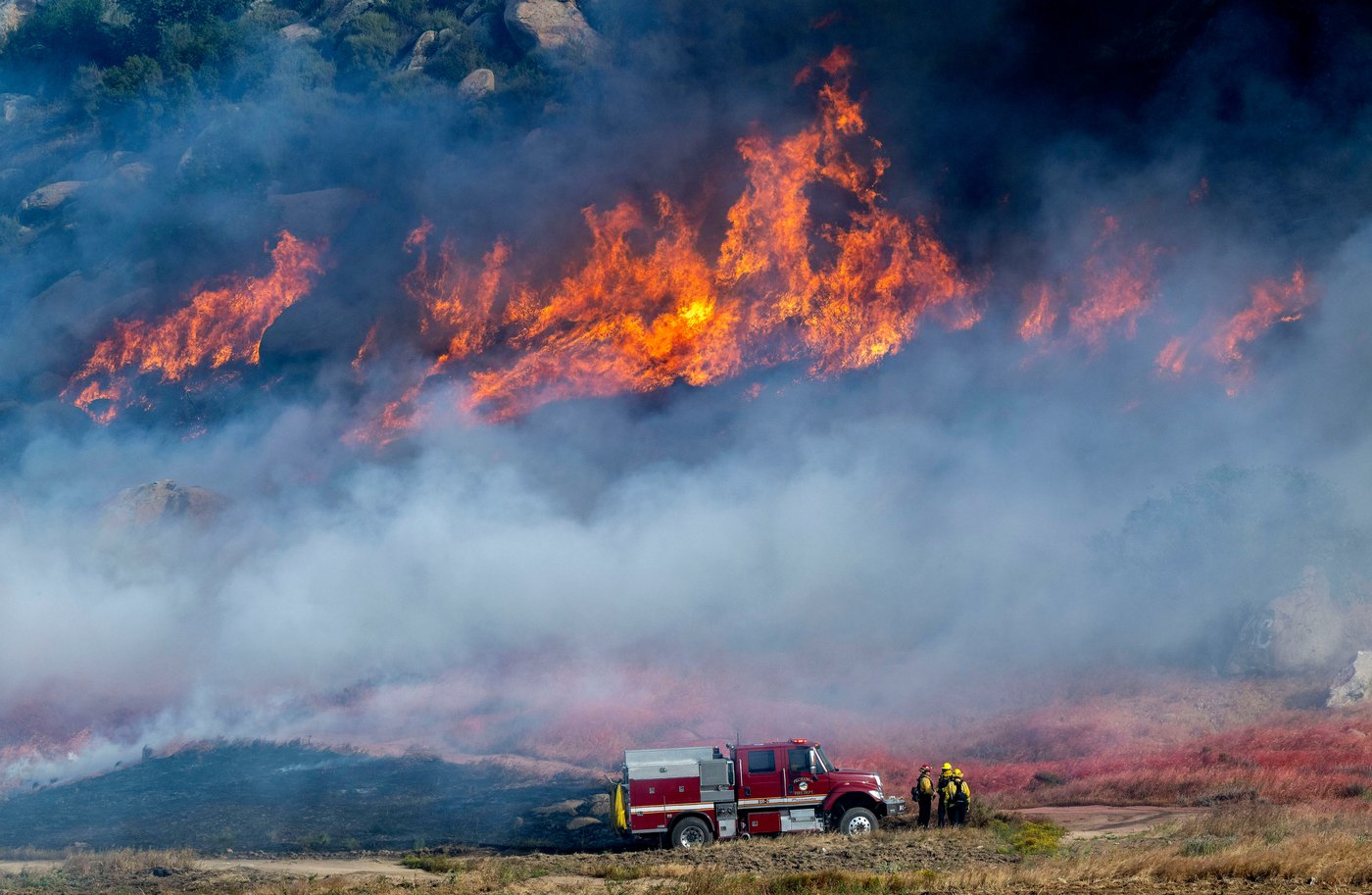 Southern California wildfire mostly contained as officials lift many evacuation orders | iNFOnews.ca