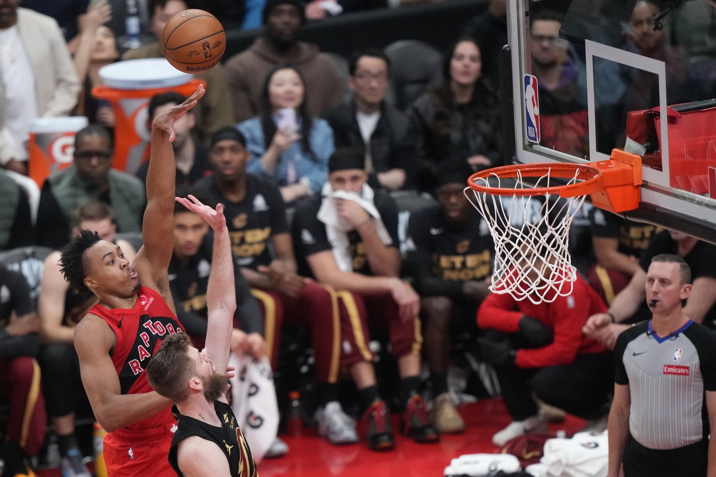 Barrett sinks game-winning overtime three as Raptors stun Cavaliers to force Game 7 | iNFOnews.ca