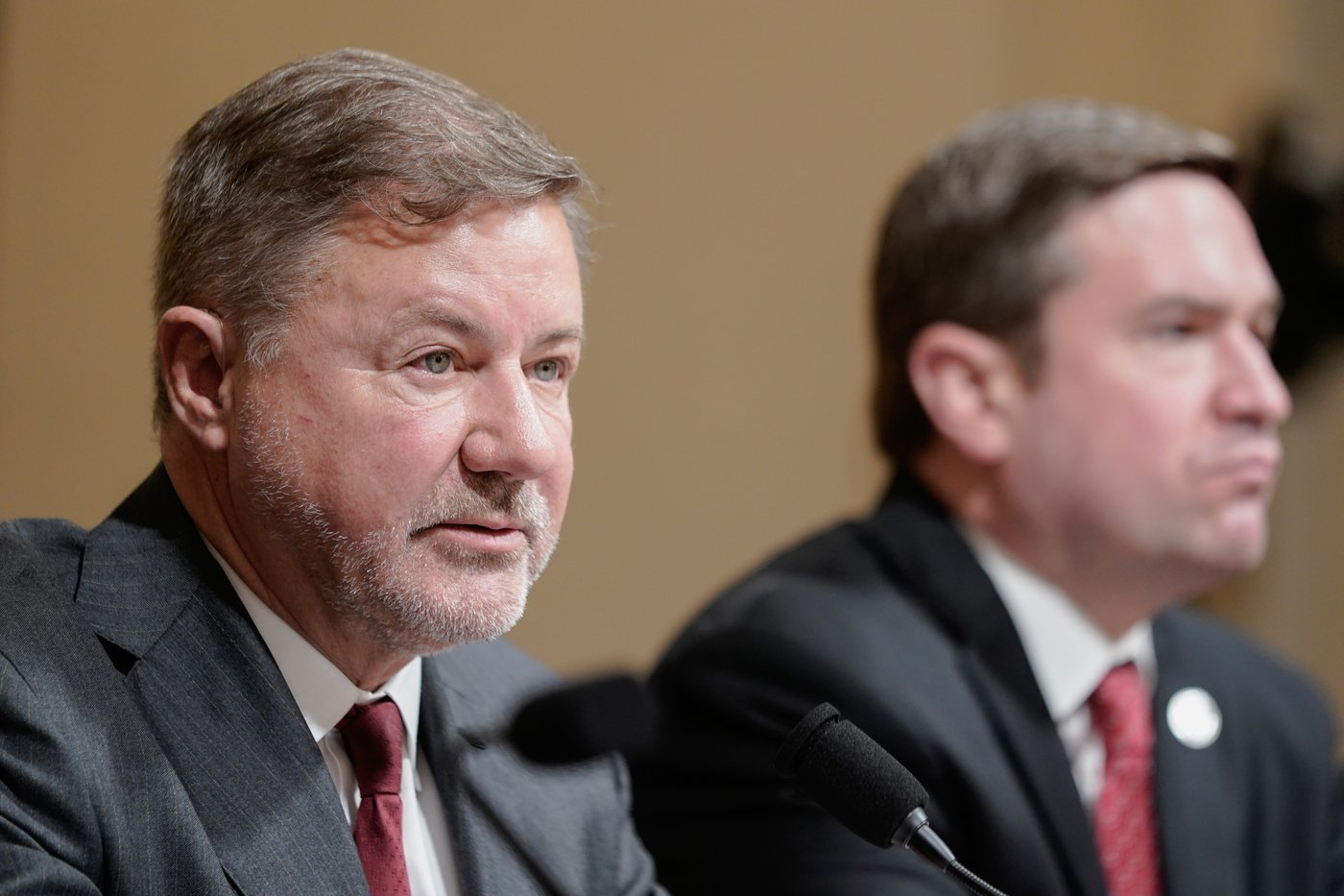 Rep. Kevin Hern wins Oklahoma GOP nomination for US Senate, governor's race heads to runoff | iNFOnews.ca