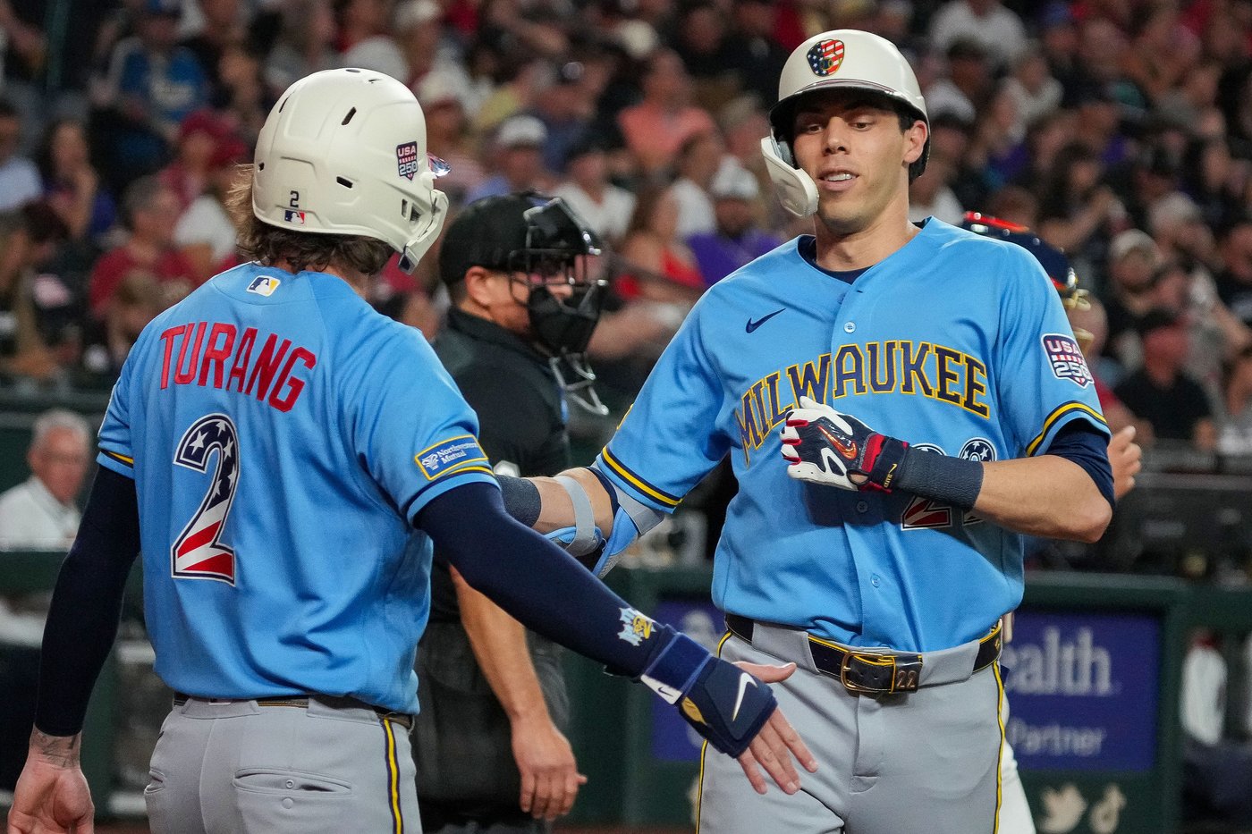 Del Castillo hits 3-run homer to lift Diamondbacks past Brewers 4-3 | iNFOnews.ca