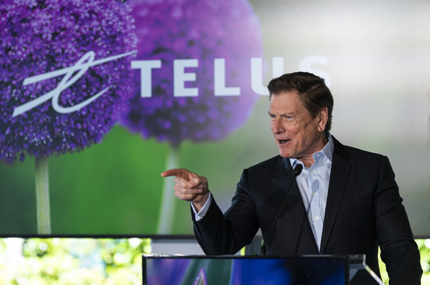 Victor Dodig succeeds Darren Entwistle as Telus CEO after 25-plus years at helm | iNFOnews.ca