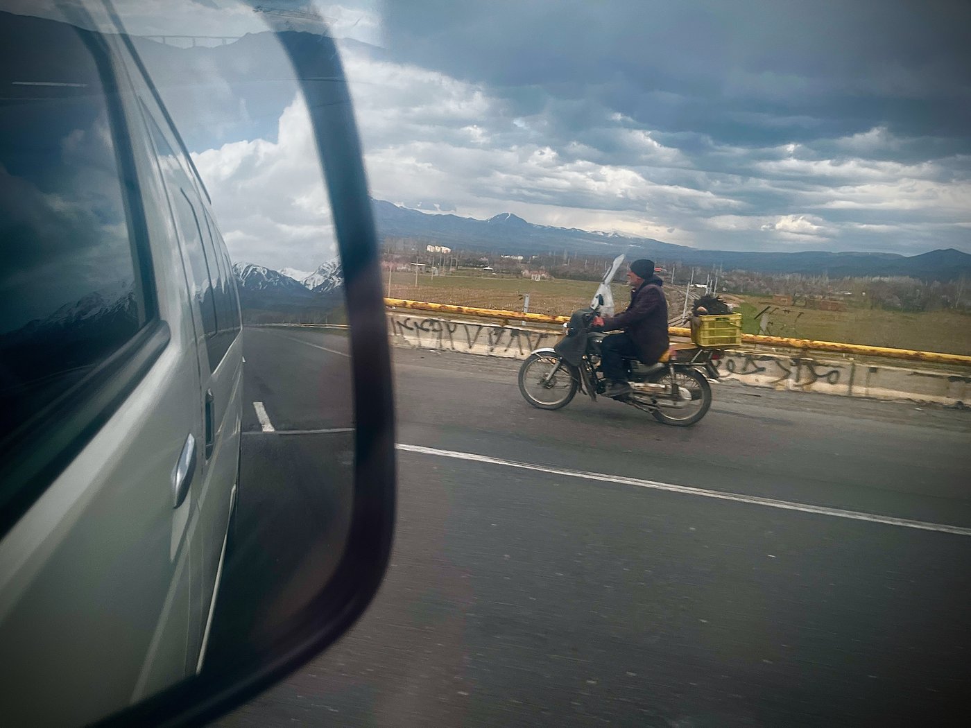 Photos from Iran's roadside, from Tehran to the Turkish border | iNFOnews.ca
