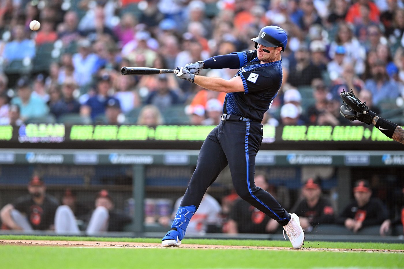 Holliday's 4 hits, Orioles' 3 homers leads to an 8-5 victory over the Tigers | iNFOnews.ca Holliday's 4 hits, Orioles' 3 homers leads to an 8-5 victory over the Tigers | iNFOnews.ca