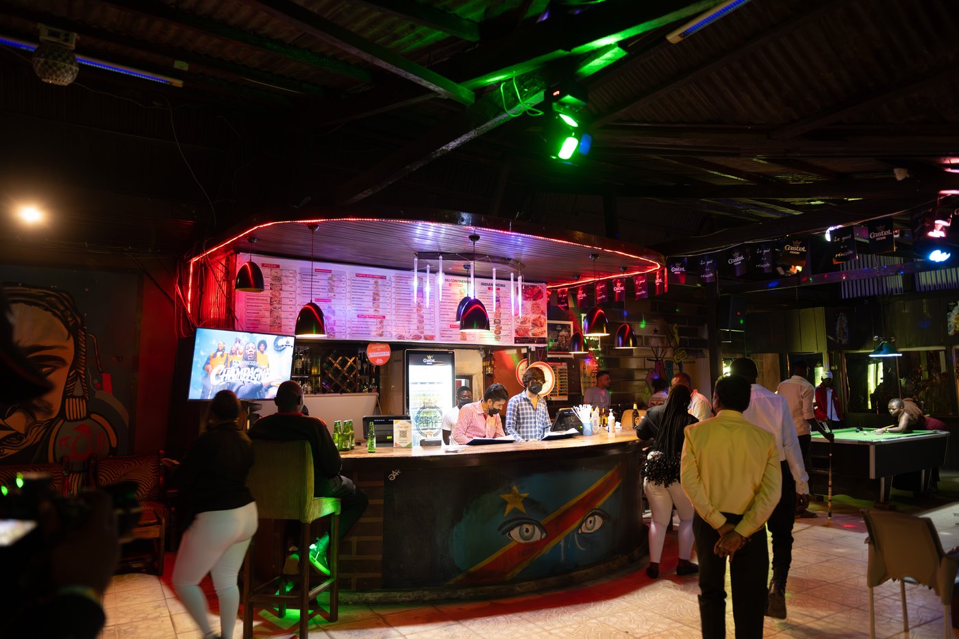Photos show how the Ebola outbreak is changing nightlife in Congo | iNFOnews.ca