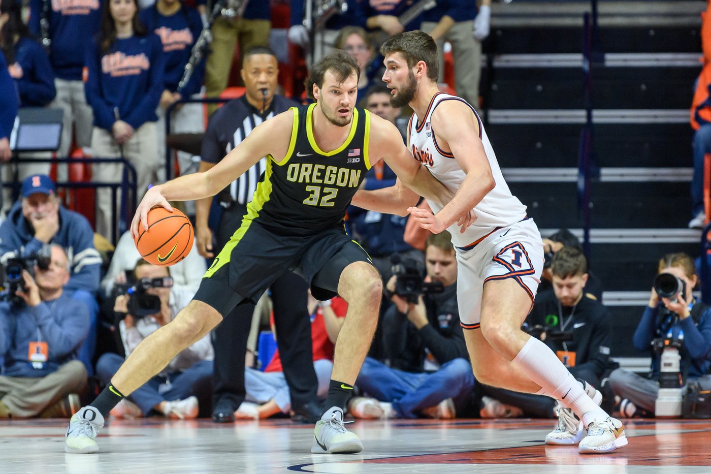 Andrej Stojakovic scores 21 points, No. 11 Illinois beats Oregon 80-54 | iNFOnews.ca