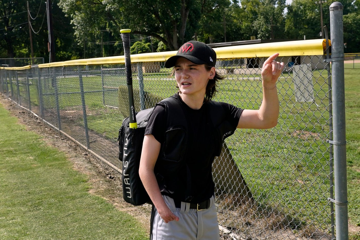 Born without a right hand, Britt Apgar is set to play in the Women’s Professional Baseball League | iNFOnews.ca