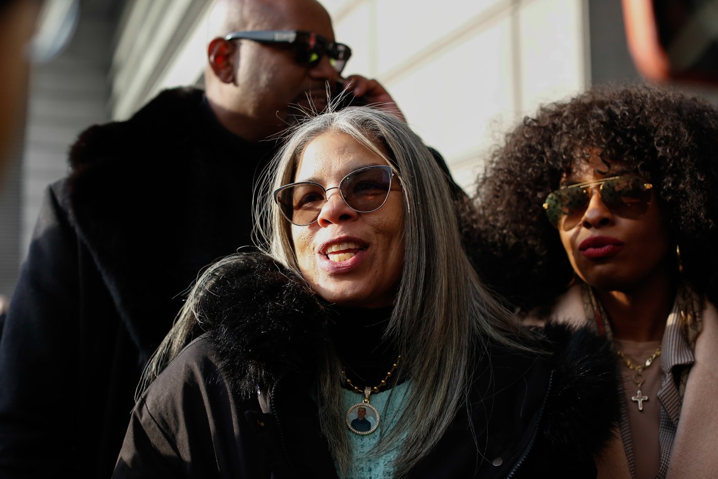 Former NYPD officer gets 3 to 9 years in prison for throwing a cooler that caused fatal crash | iNFOnews.ca