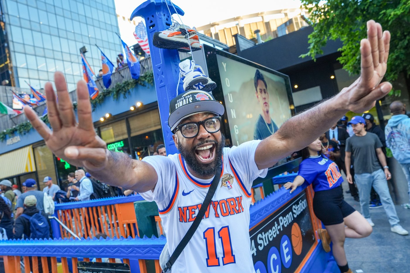 Knicks fever sweeps New York for Game 3 of the NBA Finals against the Spurs | iNFOnews.ca Knicks fever sweeps New York for Game 3 of the NBA Finals against the Spurs | iNFOnews.ca