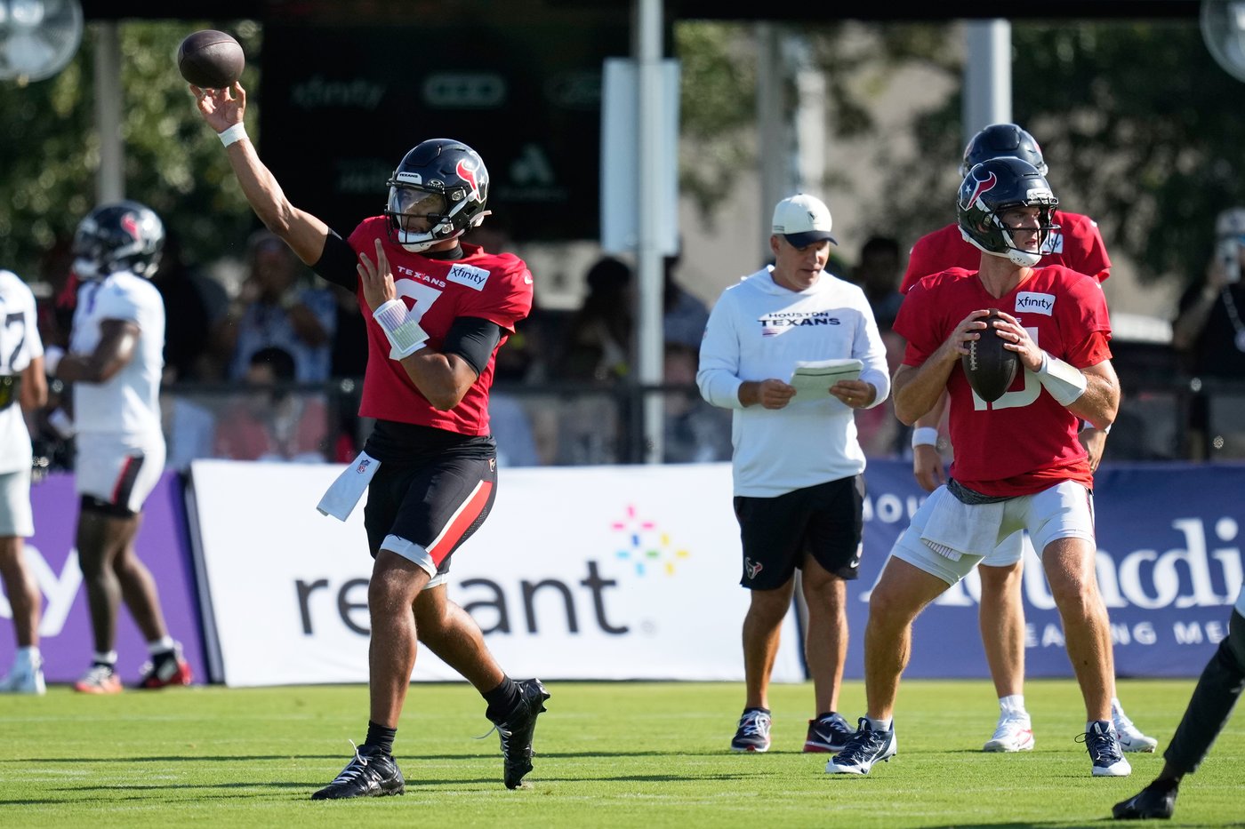 A full-circle Texans-Raiders joint practice as Ryans reunites with Gary and Klint Kubiak | iNFOnews.ca