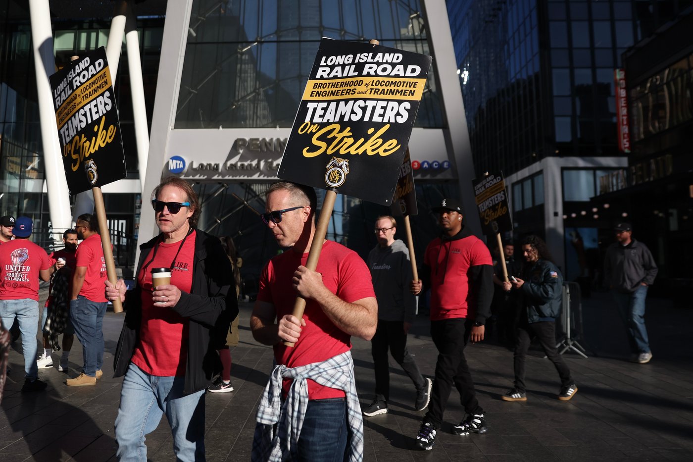 Photos show strike action as North America’s largest commuter rail system shuts down | iNFOnews.ca