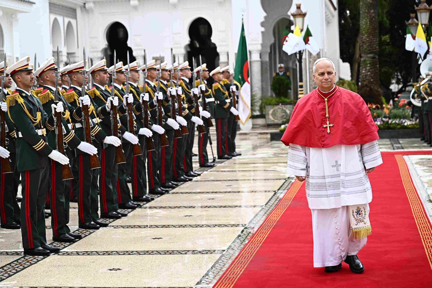 Pope starts Africa tour in Algeria and calls for peace against Iran war's backdrop | iNFOnews.ca