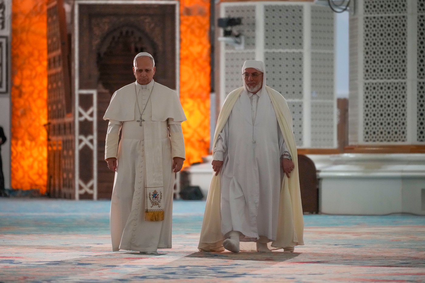 Pope starts Africa tour in Algeria and calls for peace against Iran war's backdrop | iNFOnews.ca