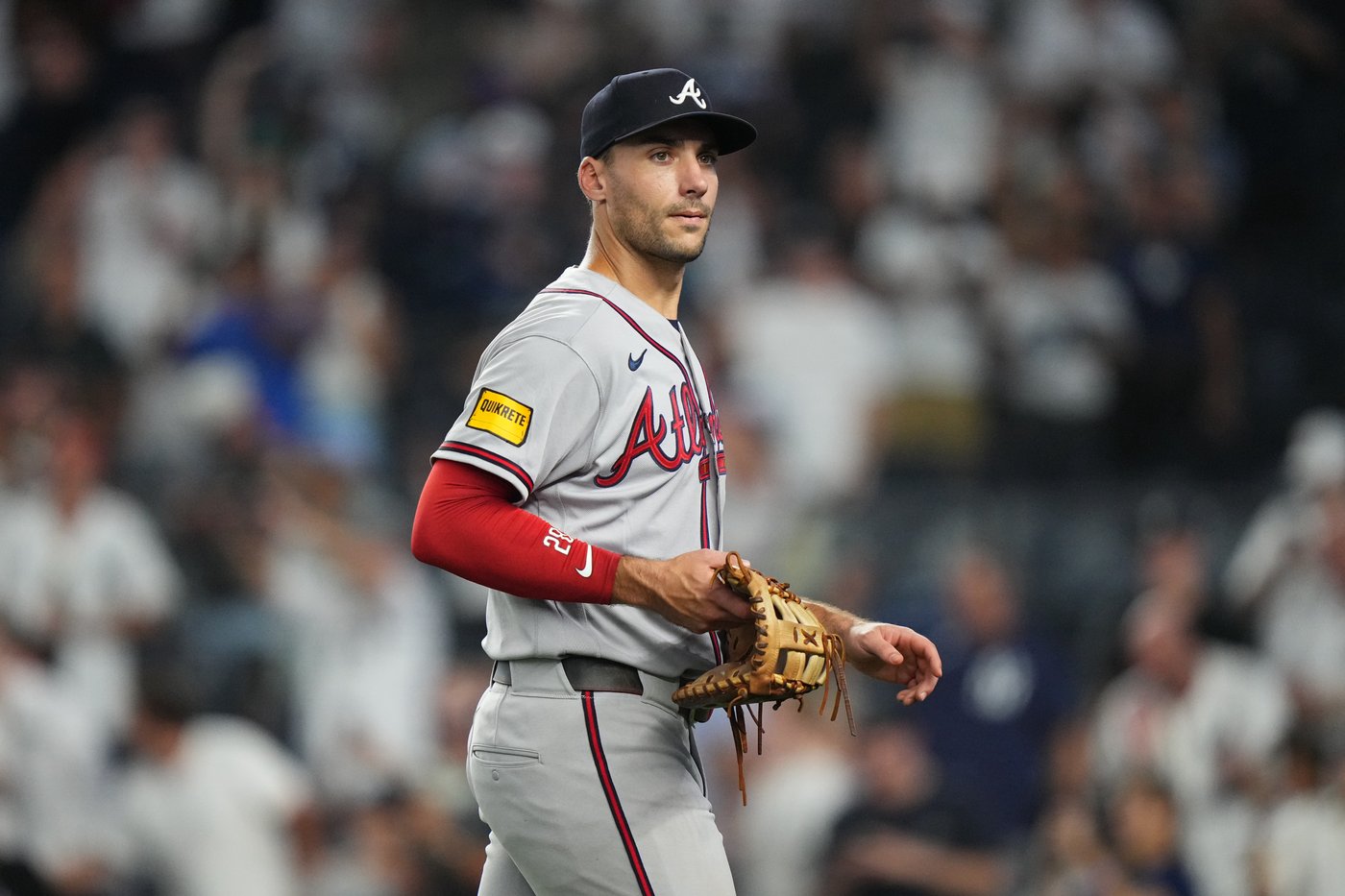 Yankees rally with 2 outs in 9th inning and beat Braves 3-2 in 10 after long rain delay | iNFOnews.ca
