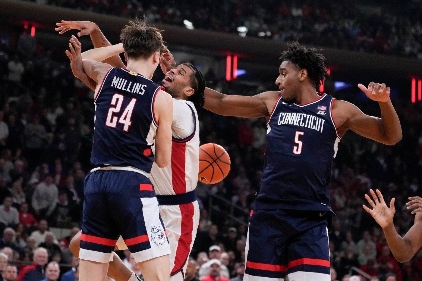 No. 6 UConn loses for a second time in four games with the NCAA Tournament up next | iNFOnews.ca No. 6 UConn loses for a second time in four games with the NCAA Tournament up next | iNFOnews.ca