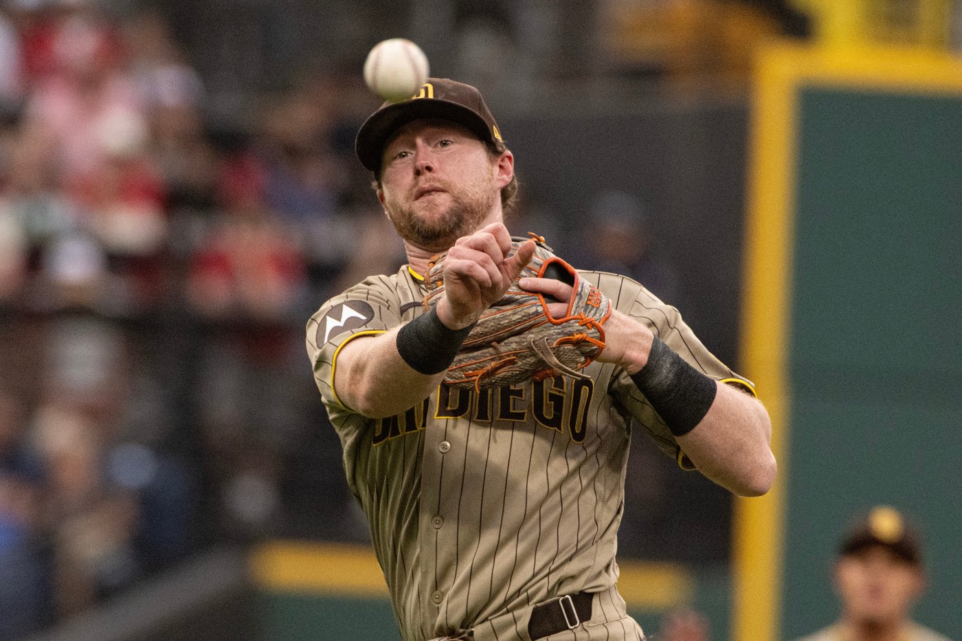 Padres storm back from 3-run deficit to beat the Guardians 7-5, win 6th straight | iNFOnews.ca Padres storm back from 3-run deficit to beat the Guardians 7-5, win 6th straight | iNFOnews.ca