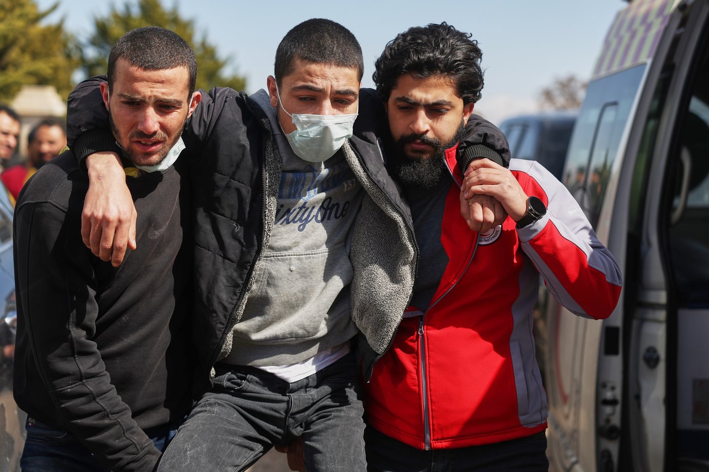 Syrian government forces and Druze fighters exchange prisoners from summer clashes | iNFOnews.ca