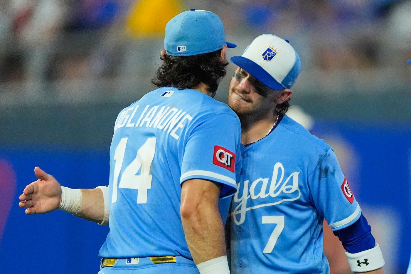 Jac Caglianone gives struggling Royals reason to hope with 2 homers, 2 doubles in win over Cubs | iNFOnews.ca
