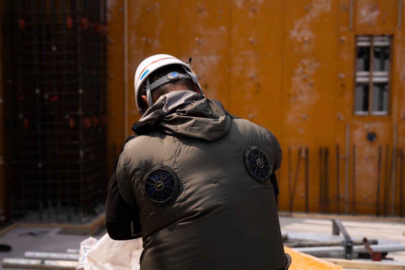 The best fabric for extreme heat? It's more complicated than you think | iNFOnews.ca The best fabric for extreme heat? It's more complicated than you think | iNFOnews.ca