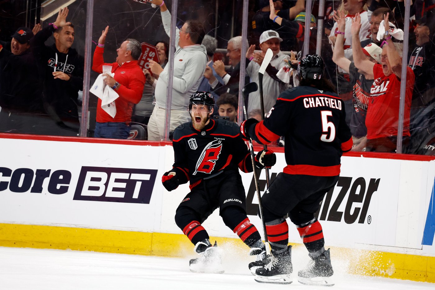 Stanley Cup: Rod Brind'Amour defends Game 1 decision not to challenge for goalie interference | iNFOnews.ca