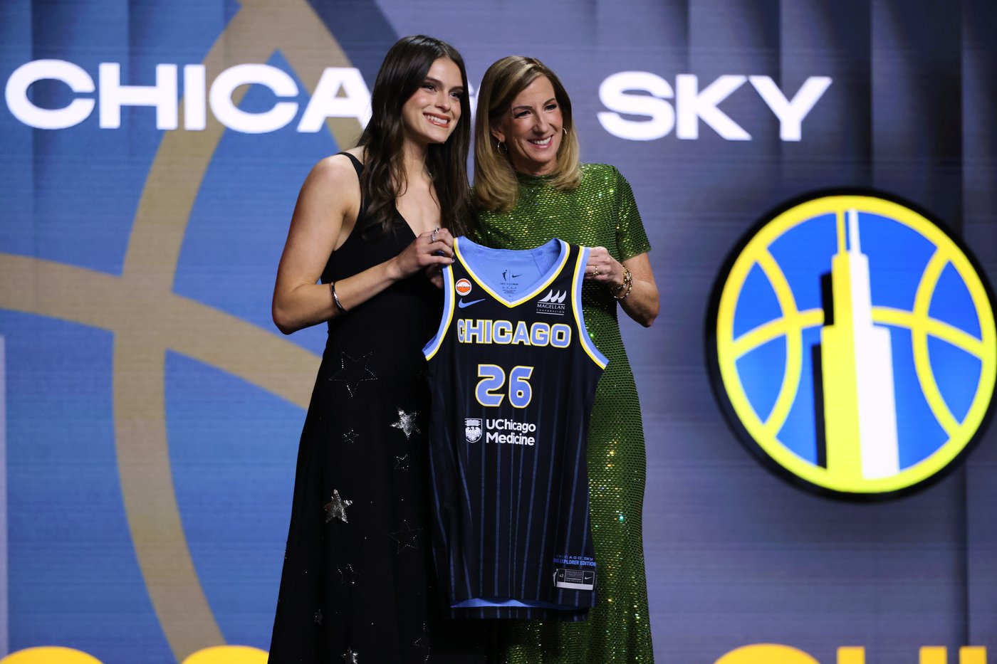 National champion UCLA has a record night at the WNBA draft with 5 first-round picks and 6 overall | iNFOnews.ca National champion UCLA has a record night at the WNBA draft with 5 first-round picks and 6 overall | iNFOnews.ca