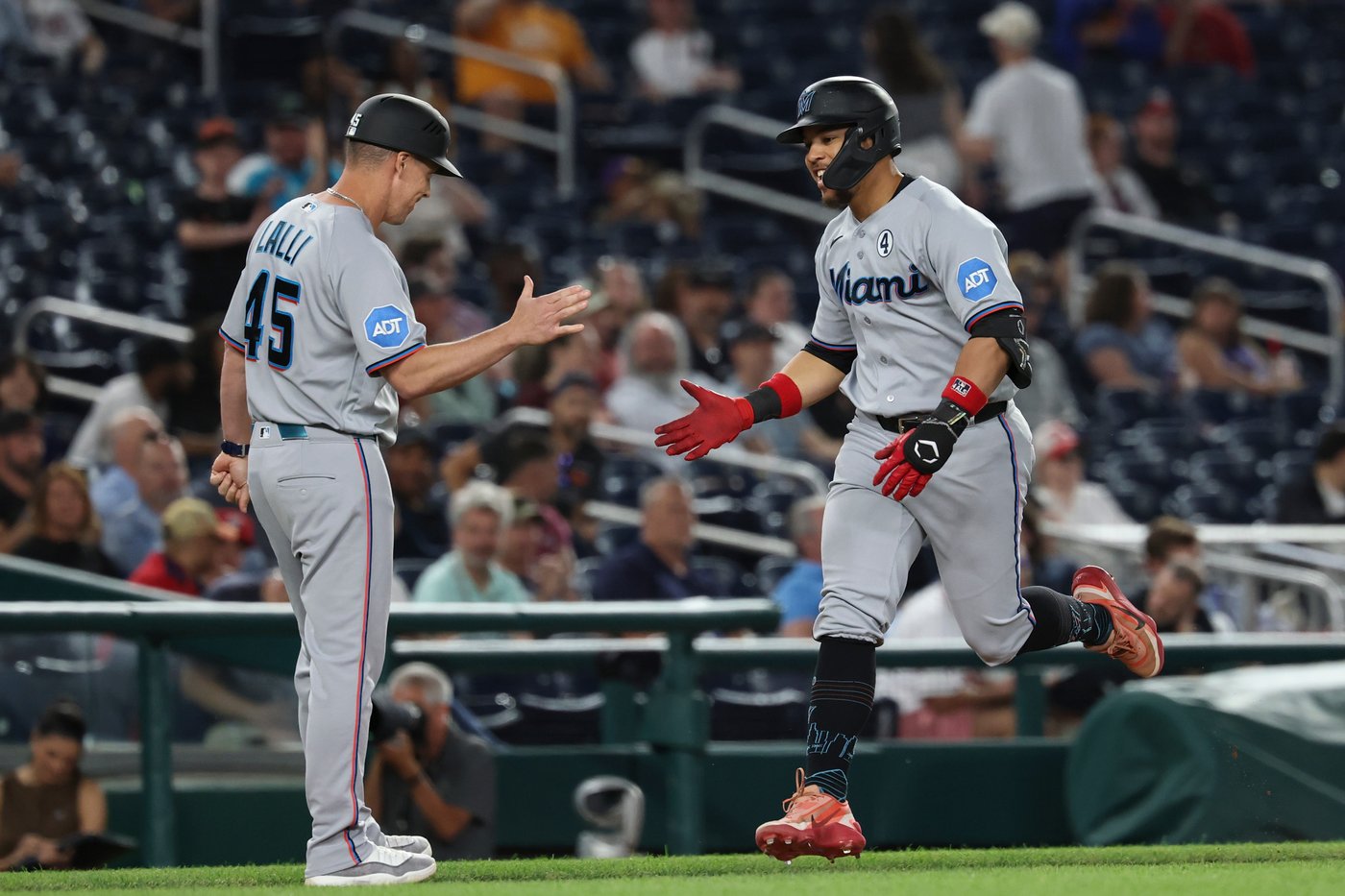 Marlins hit 3 straight homers and hold Nationals hitless until 6th inning of 7-3 victory | iNFOnews.ca