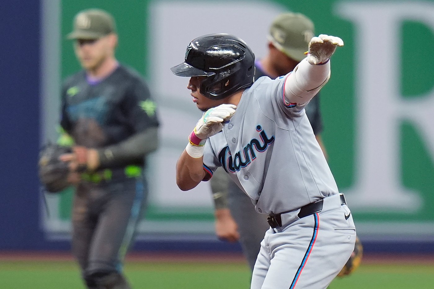 Marlins score 8 runs in 10th inning to top Rays 10-5 | iNFOnews.ca Marlins score 8 runs in 10th inning to top Rays 10-5 | iNFOnews.ca