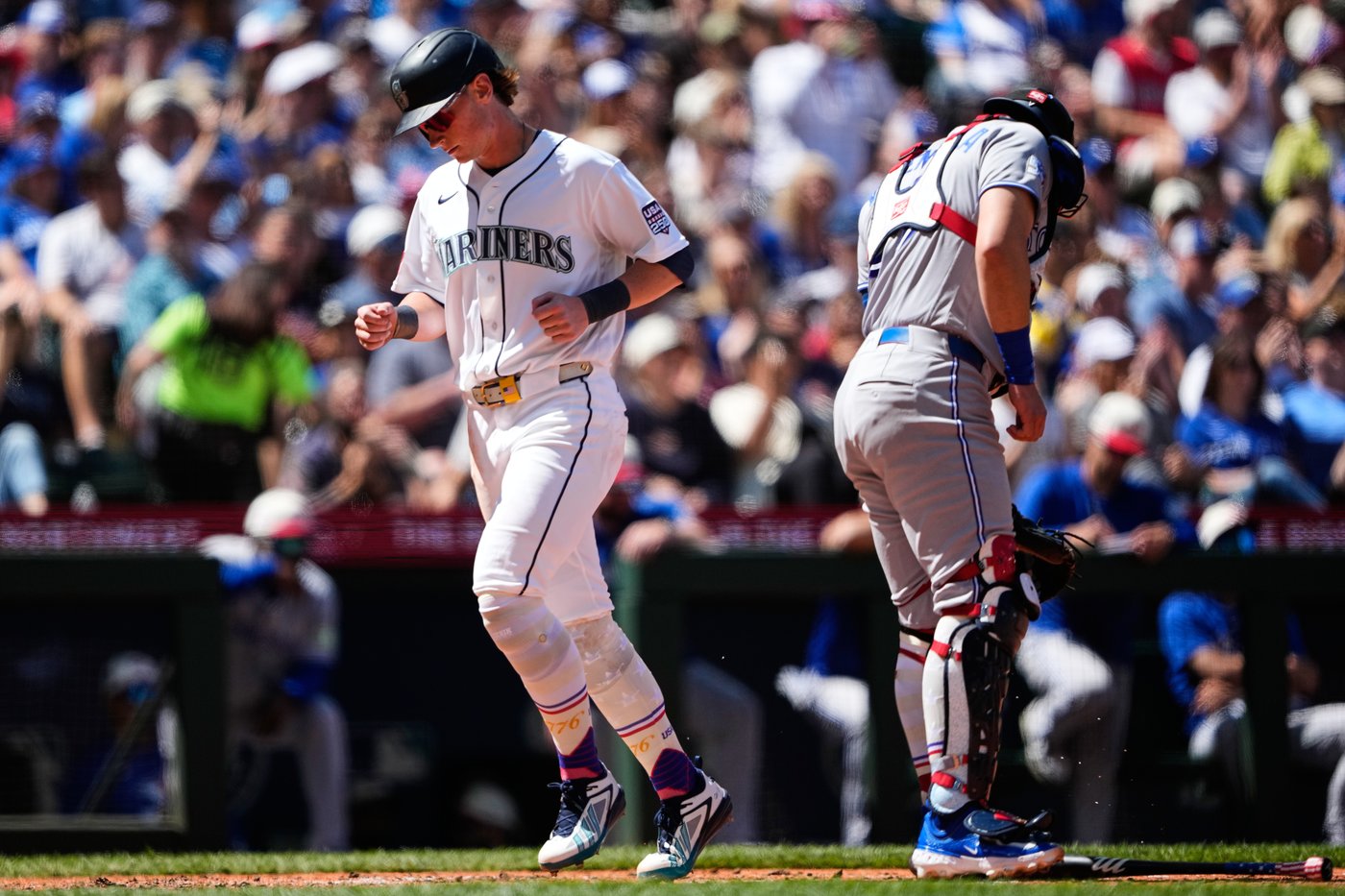 Mariners rout Blue Jays 11-0 behind Logan Gilbert's one-hit outing | iNFOnews.ca Mariners rout Blue Jays 11-0 behind Logan Gilbert's one-hit outing | iNFOnews.ca