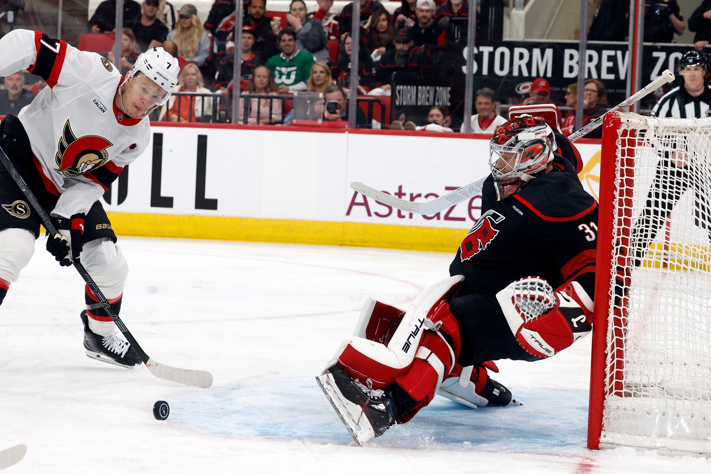 Frederik Andersen's shutout leads Hurricanes past Senators in playoff series opener | iNFOnews.ca