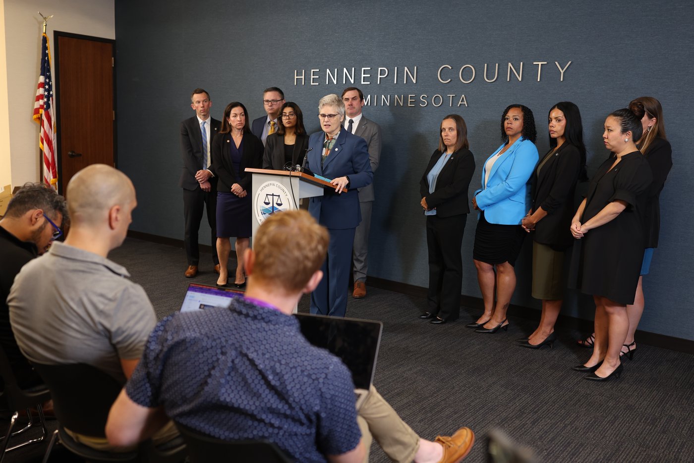 Feds turn over evidence in Renee Good and Alex Pretti killings to Minnesota after months of delay | iNFOnews.ca Feds turn over evidence in Renee Good and Alex Pretti killings to Minnesota after months of delay | iNFOnews.ca