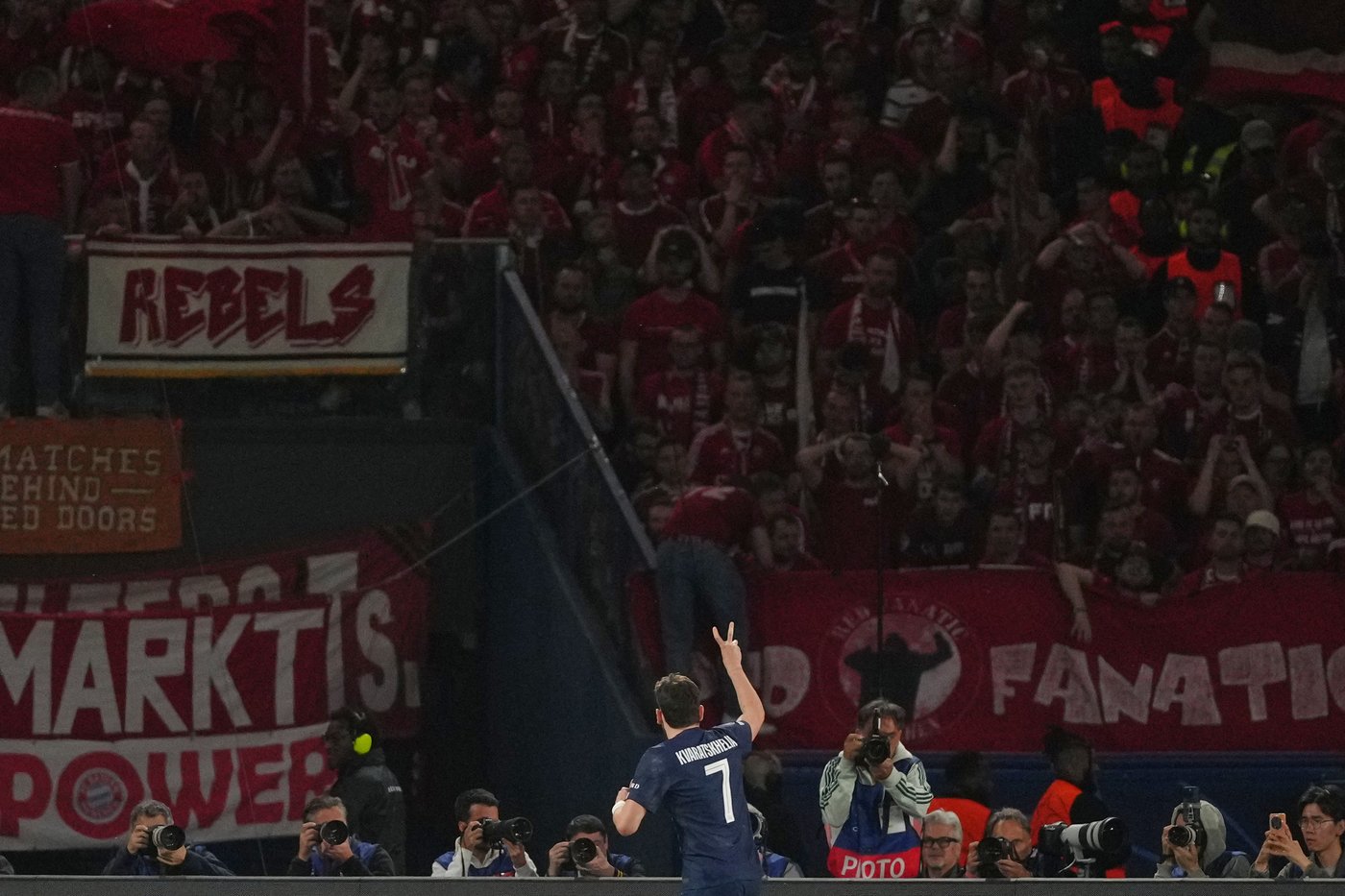 Goals galore as PSG beats Bayern Munich 5-4 in wild Champions League semifinal 1st leg | iNFOnews.ca